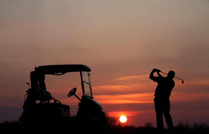 Sonnenuntergang Golfplatz